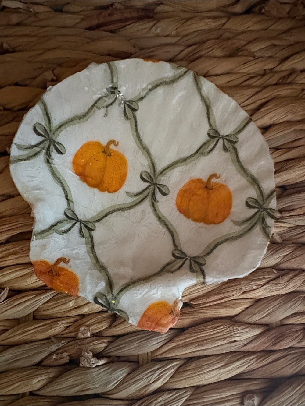 Hand Crafted White and Orange SHELL Pumpkin Decorative Plate Jewelry tray